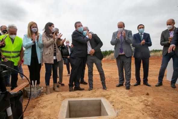 García-Page planteará en las próximas semanas una “tercera dosis de seguridad” a todas las personas mayores y vulnerables de la región