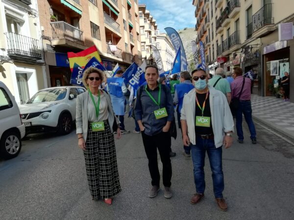 Vox Cuenca con los funcionarios de prisiones