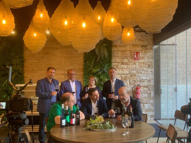 La Diputación de Cuenca y Antonio Resines están trabajando en la campaña publicitaria de turismo para este otoño