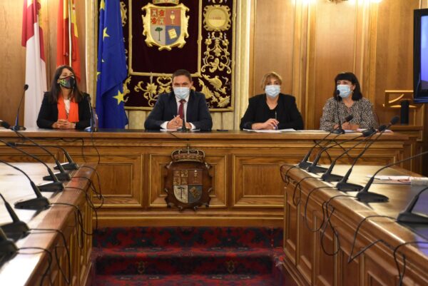 La Diputación constituye el primer Consejo Provincial de Personas Mayores que está compuesto por 27 miembros