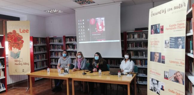 Marta Robles habla sobre prostitución, trata de blancas y racismo en su encuentro con lectoras en Mota del Cuervo