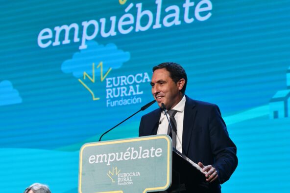 “La descentralizaicón hace que el Centro de Estudios Penitenciarios llegue a Cuenca y sirve para hacer país”