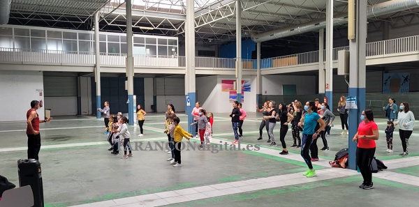 El Ampa del Colegio Ntra. Sra. de las Mercedes de Tarancón se suma a las iniciativas solidarias con La Palma con una sesión de Zumba