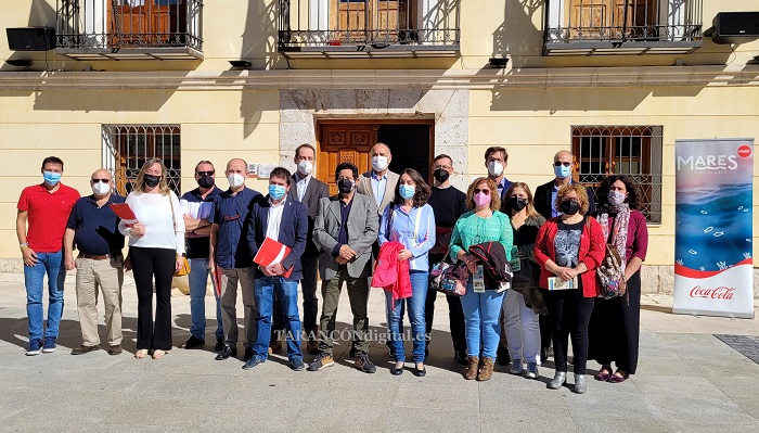 Alumnos del IES la Hontanilla y usuarios de la Asociación Nueva Luz de Tarancón, participarán el próximo día en la recogida de residuos en el Rio Riansares
