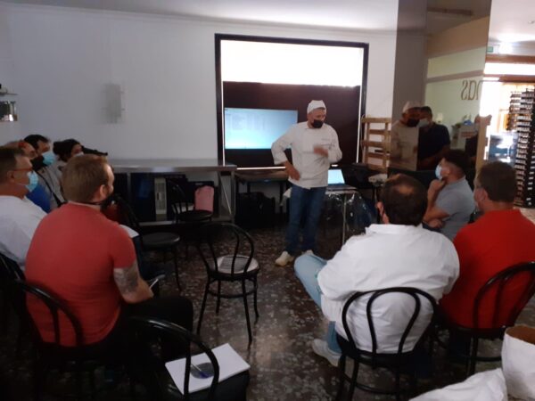 Gran acogida del curso de panadería impartido por Florindo Fierro con la organización de Afepan y Ceoe Cepyme Cuenca