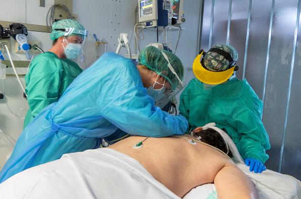 Cuenca registra 14 nuevos contagios por Covid desde el lunes, mantiene 7 pacientes ingresados todos ellos en cama convencional y sigue sin fallecidos