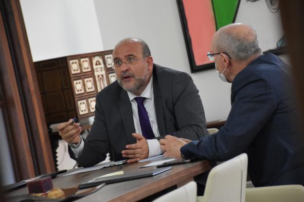 Castilla-La Mancha, Aragón y Castilla y León presentan un informe que articula cómo aplicar las ayudas a empresas en las zonas poco pobladas