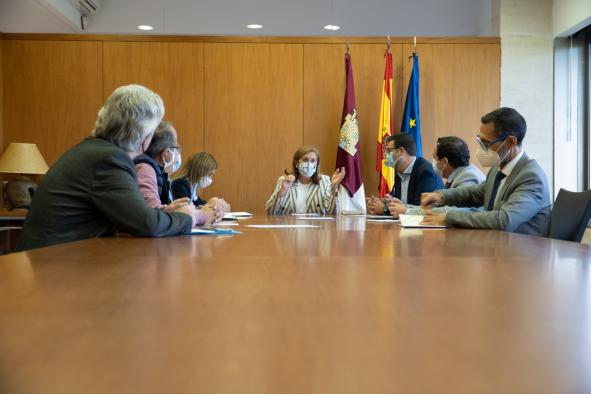Castilla La Mancha aumentará hasta los 14 millones de euros las ayudas para la adquisición de libros de texto para adecuarlos a la nueva Ley de Educación