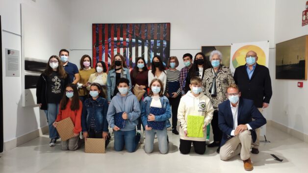 Mas de tres centenares de trabajos presentados al XIX concurso de Dibujo y Pintura convocado por la Asociación Pro Salud Menta “Nueva Luz”
