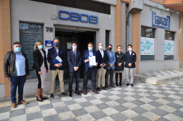 La candidatura encabezada por David Peña, única presentada a las elecciones de Ceoe Cepyme Cuenca