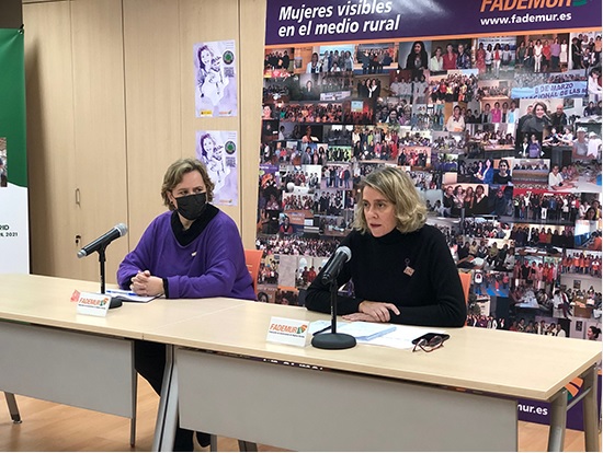 Las mujeres rurales lanzan una campaña de denuncia de la violencia que sufren