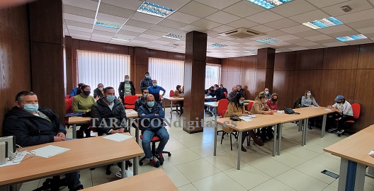 Esta mañana se ha celebrado una Asamblea de delegados del sector cárnico en la sede de UGT Tarancón ante la convocatoria de huelga para los días 25 y 26 de noviembre a nivel nacional