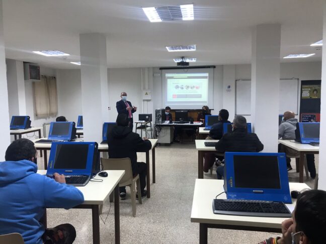 Internos del Centro Penitenciario Ocaña II participan en el programa ‘Finanzas para Mortales’