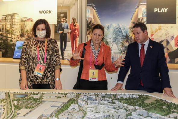 García-Page anuncia la incorporación de una antena comercial de Castilla-La Mancha en Emiratos Árabes Unidos a partir del próximo mes de febrero