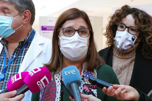El Gobierno de Castilla-La Mancha, satisfecho con la decisión de inocular la tercera dosis de la vacuna contra la Covid-19 a mayores de 60 años y sanitarios