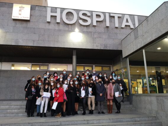 La Gerencia despide a los alumnos que se han formado en el Hospital Virgen de la Luz como Técnicos de Cuidados Auxiliares de Enfermería