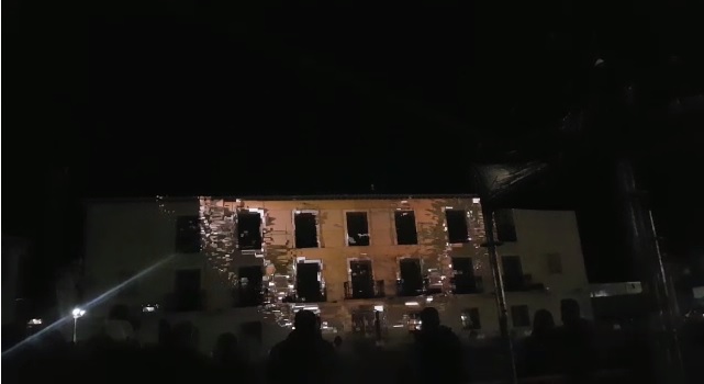 El video mapping incluido en la programación navideña de Tarancón un bonito espectáculo de luz, sonido e imágenes del I Centenario y también navideñas