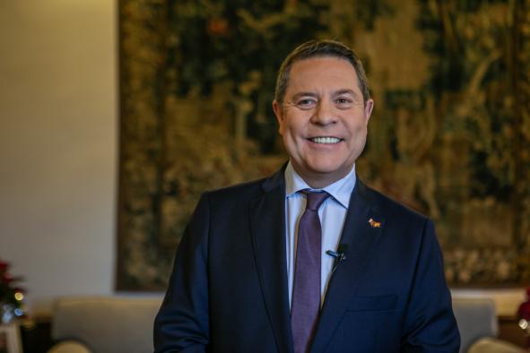 García-Page recuerda el aniversario de la primera inoculación de la vacuna convencido de que 2022 será el año definitivo para “acorralar al virus”