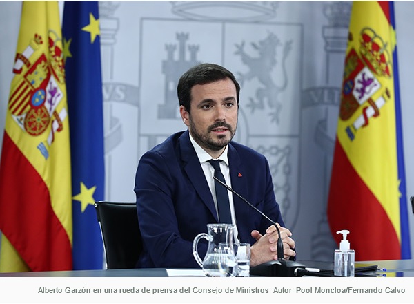 “Rectificación o dimisión”: UPA exige a Garzón que abandone su campaña contra la ganadería española