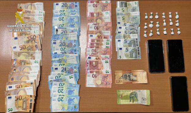 La Guardia Civil detiene a una persona por tráfico de drogas en el aparcamiento de la estación de tren de Torrijos