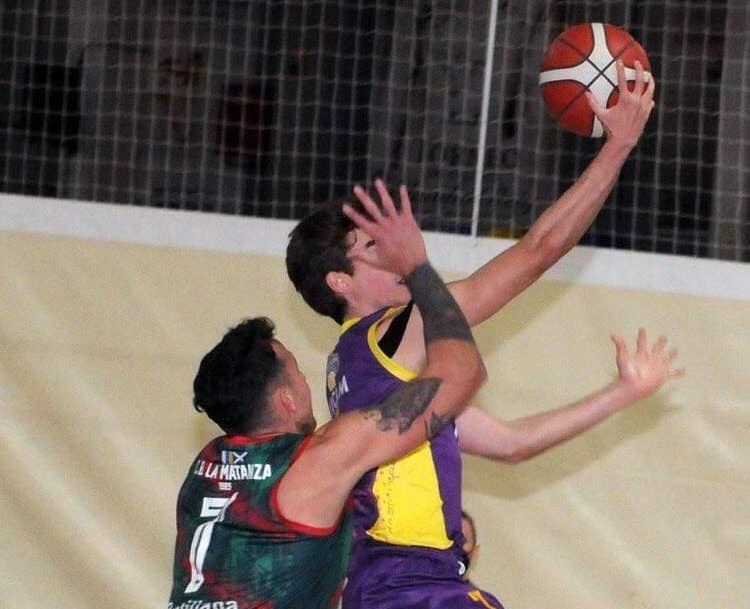 Buen inicio de año para el jugador de baloncesto, canterano de Tarancón en liga EBA Edu Bricio con el Basket Guadalajara