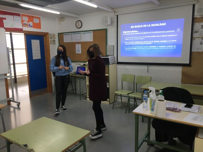UGT CLM se acerca a los más jóvenes para hablar de la importancia de la igualdad en la educación