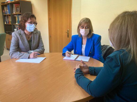 Picazo muestra su empatía con los profesionales de las residencias: «Hemos sentido vuestra desprotección y vuestro miedo»