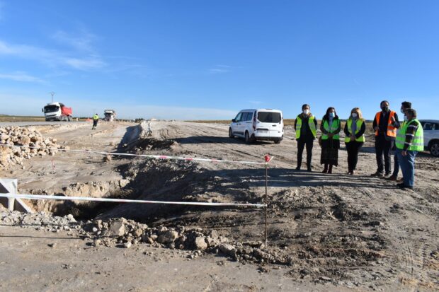 La Junta está invirtiendo alrededor de tres millones de euros en la CM-2026 entre Barajas de Melo y Leganiel cuyas obras finalizarán a lo largo de 2022