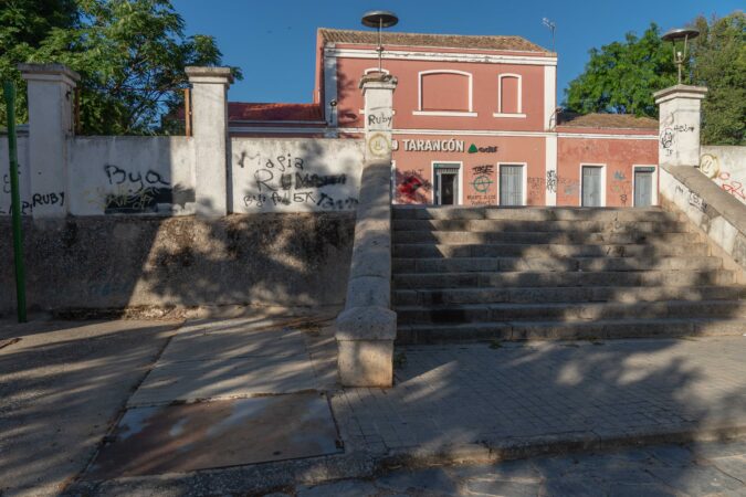 La ARMHCUENCA consigue la protección patrimonial del refugio de la estación de tren de Tarancón