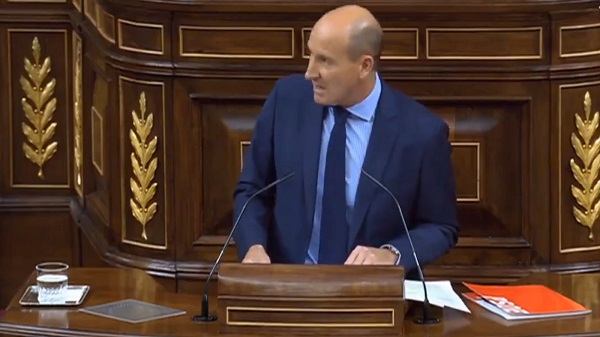 Sahuquillo presenta una iniciativa para paliar las dificultades de accesibilidad a los cajeros automáticos de las personas con discapacidad y del medio rural