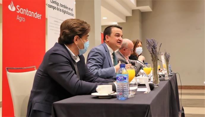 El Gobierno regional traslada el avance sustancial de la nueva PAC donde “ningún agricultor ni ganadero, por pequeño que sea, se va a quedar atrás”