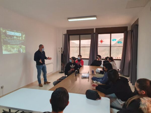 Ha comenzado el curso de ecovigilantes de las Chorreras del Cabriel en Enguídanos