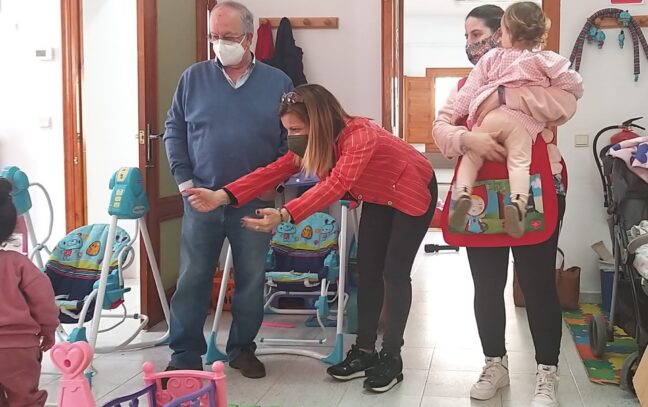 La Junta destina alrededor de 15.000 euros al fomento de la corresponsabilidad en la localidad de Landete