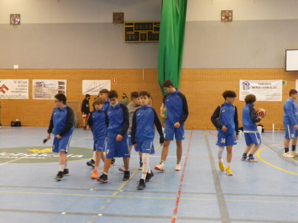 Partido entre gallitos en la fase Zonal U19, grupo D en el pabellón Peña el Águila, con ambientazo en las gradas, pese a lo cual, no pudo el Hormigones y Ferrallas CB Tarancón ante el líder del grupo CB Sonseca