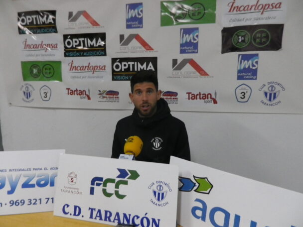 ADRIAN ALGARRA, entrenador del CD Tarancón, tras la goleada al Almansa “Estábamos siendo muy sólidos, haciendo las cosas muy bien”