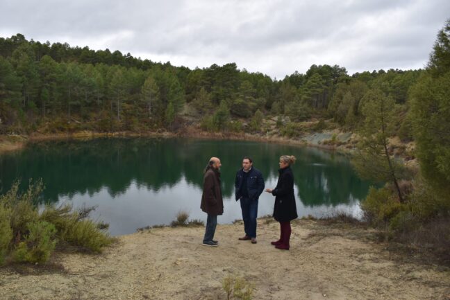 Un estudio de Diputación y el IGME determina que el color rosa del Lagunillo de las Tortugas en invierno es por una bacteria