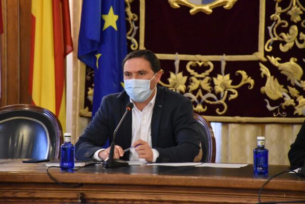 Martínez Chana ofrece el Albergue Provincial Fuente de las Tablas para acoger refugiados ucranianos