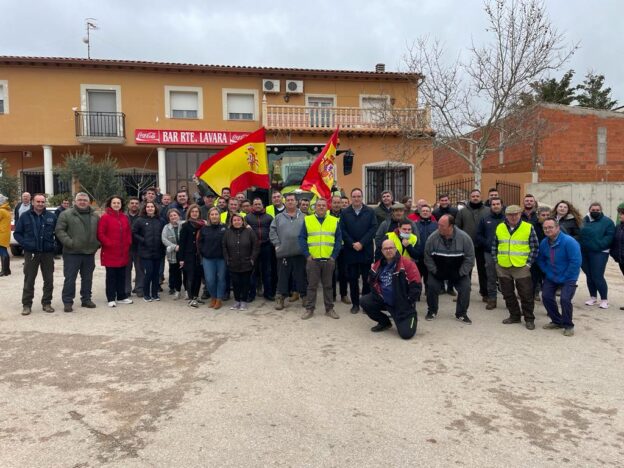 Decenas de tractores y camiones salen a la calle en La Alberca para pedir al Gobierno de Sánchez que abarate los combustibles