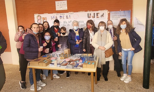 El IES La Hontanilla de Tarancón reanuda tras el parón por la pandemia la «Chocolatada Solidaria» en favor de Manos Unidas