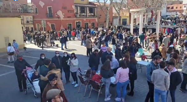 La Fiesta Ye-yé protagonizó de nuevo el Carnaval 2022 de Tarancón, miles de personas acudieron a la cita desde diversos puntos de la geografía española