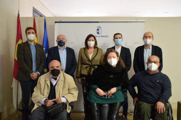 Castilla-La Mancha y Cocemfe refuerzan su trabajo conjunto para la inserción laboral de las personas con discapacidad