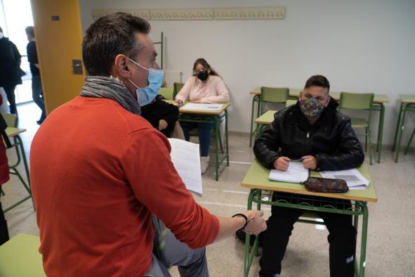 El Gobierno regional convoca las pruebas libres para la obtención del título de graduado en la ESO y para obtener el certificado de enseñanzas iniciales