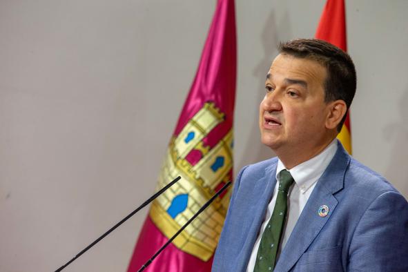 El Gobierno regional demanda más agua para poder regar más superficie agraria útil en Castilla-La Mancha, situada ahora en solo el 14 por ciento