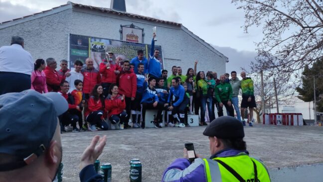 Tres primeros puestos dos segundos, cuatro terceros individuales, primeros por equipos y el mas numeroso para el CD Atletismo Tarancon en Villamayor de Santiago