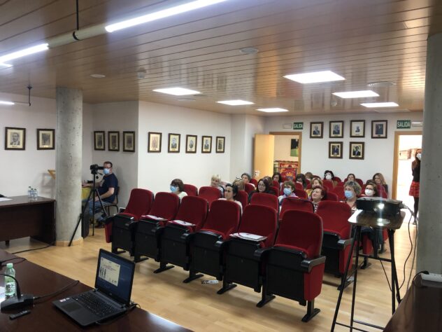 Amep reúne a una veintena de personas en su jornada sobre mujer empresaria en el mundo rural en San Clemente