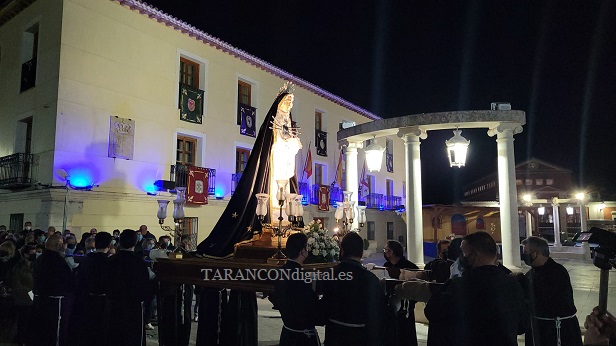 Gran asistencia de fieles a la Procesión del Rosario Doloroso en Tarancón por las calles del Casco Antiguo