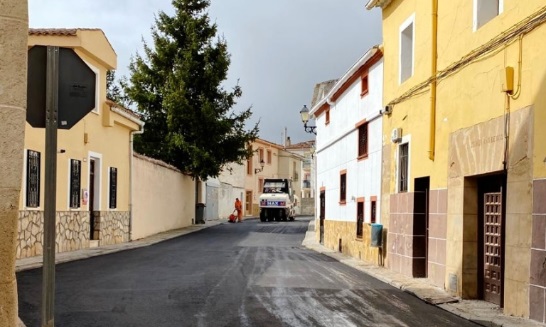 Asfaltado de calles y mejora del urbanismo de Huete y pedanías