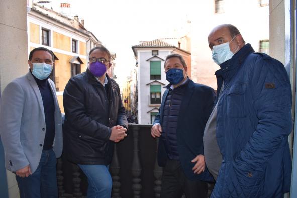 Emiliano García-Page anuncia que la obra de los remontes para el casco antiguo de Cuenca se adjudicará por “vía de urgencia”