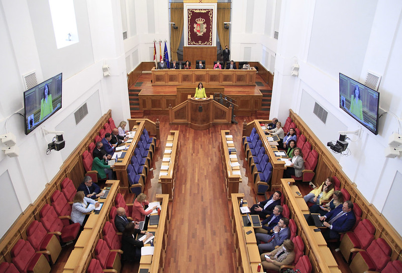 Las Cortes regionales aprueban por unanimidad la Ley de Diversidad Sexual y de Derechos LGTBI