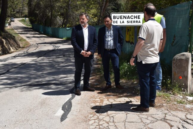 La Diputación inicia las obras de la CUV-9141 entre Cueva del Fraile y Buenache de la Sierra con 625.000 euros de inversión